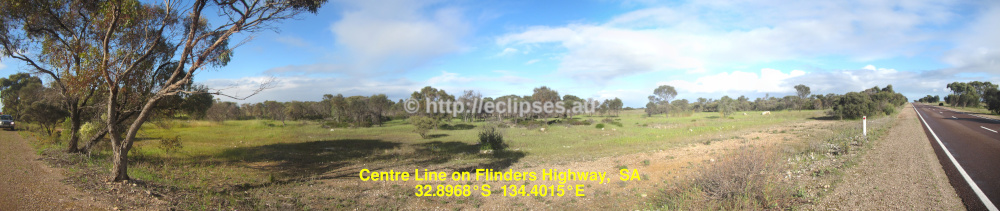 Centre Line panorama on Flinders Highway