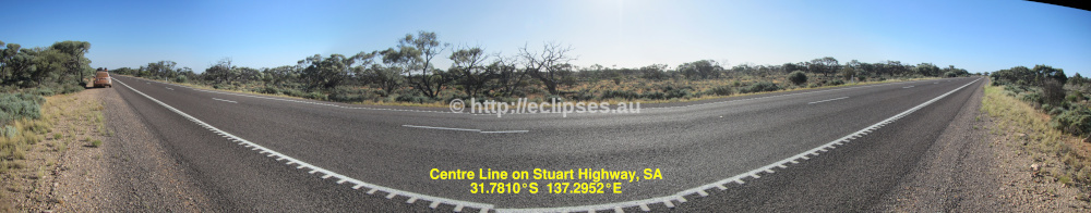 Centre Line panorama on Stuart Highway